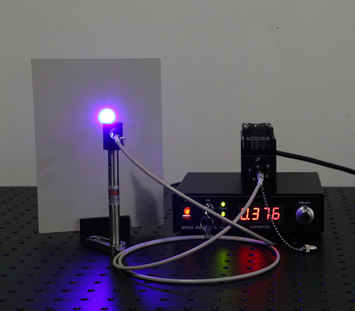 467nm 2.5W ファイバ結合レーザダイオードシステム 研究所のレーザー光源